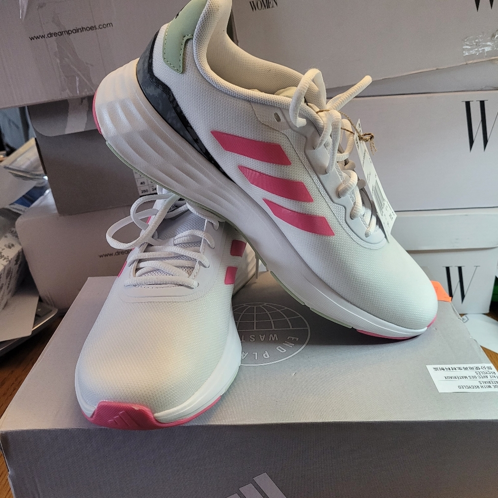 Ladies Adidas Sneaker